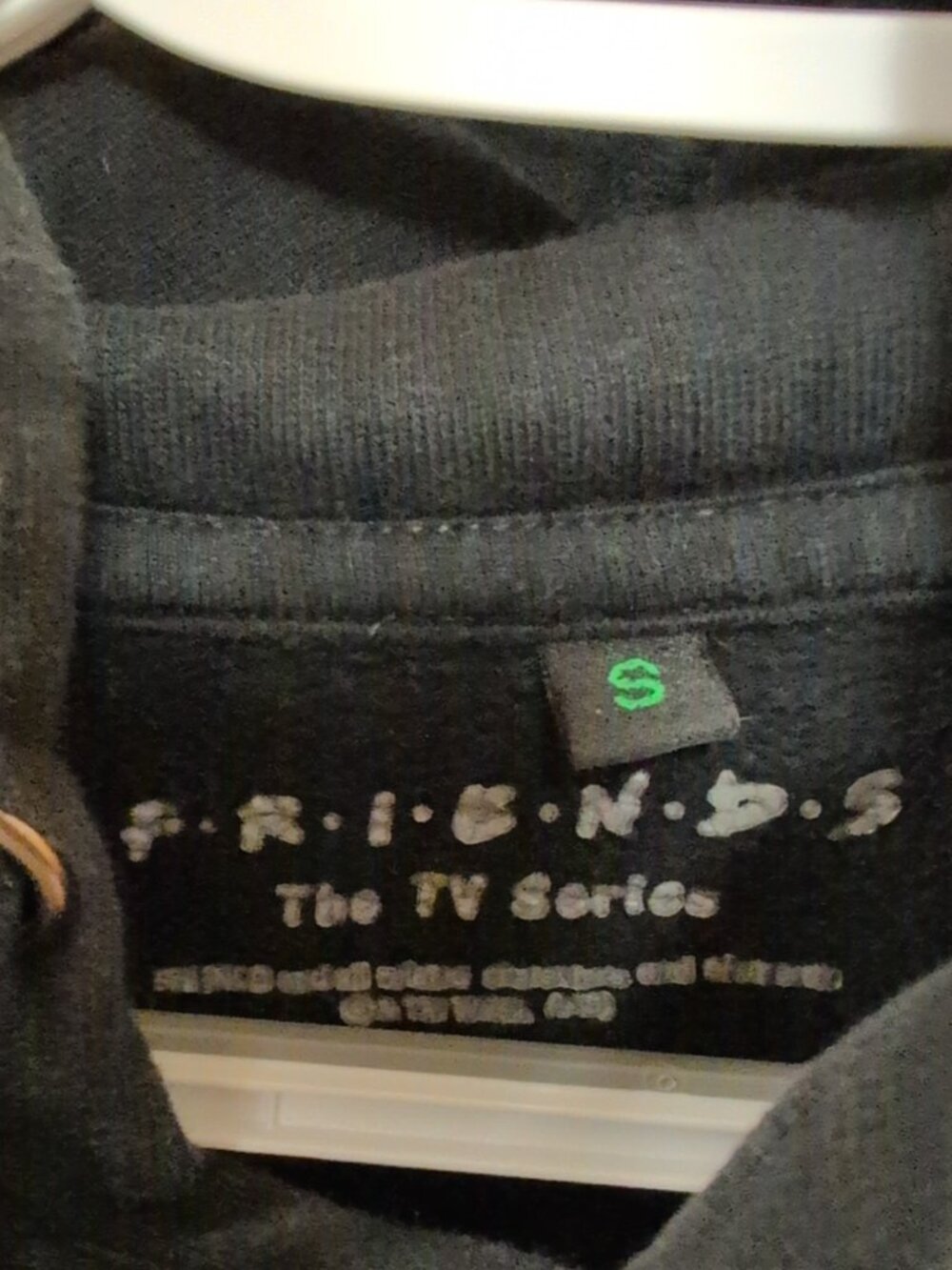 Friends Sweatshirt Women's S Black Hoodie Pullover Solid Graphic GUC - Picture 2 of 7